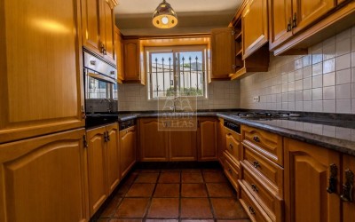 A villa divided into two separate homes in El Albir.